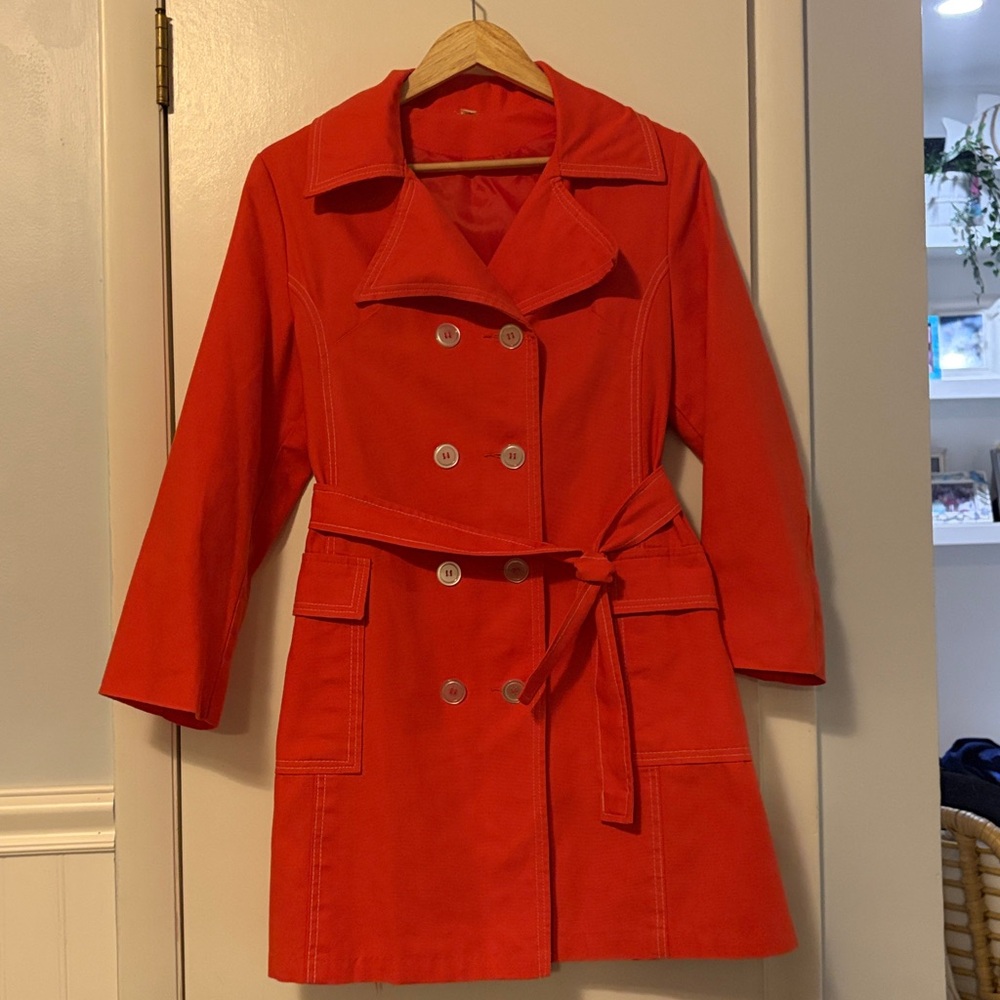 Vintage Stylish Orange/Red Double-Breasted CoatSize 9/10